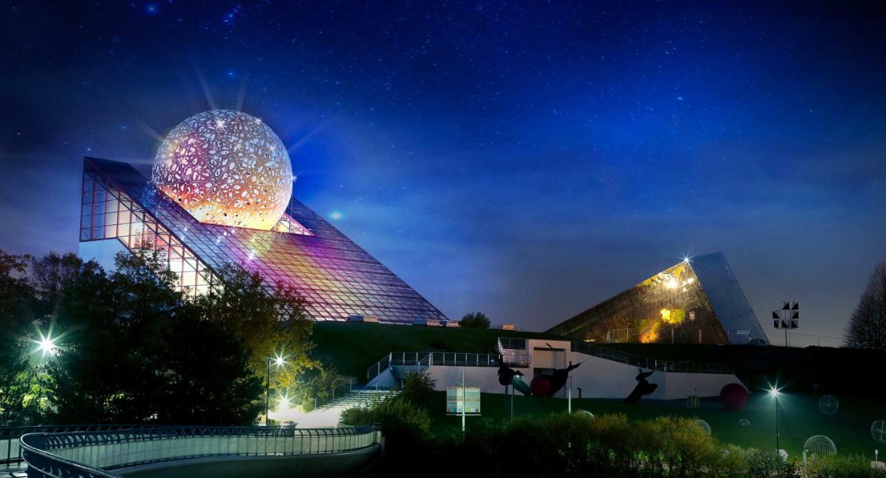 Hotel Du Futuroscope Жоне-Клан Екстер'єр фото